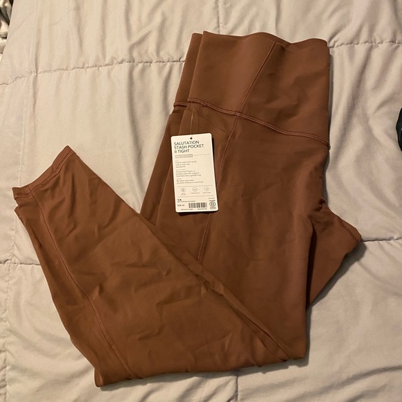 NWT Athleta SALUTATION STASH POCKET II TIGHT - Picture 6 of 8
